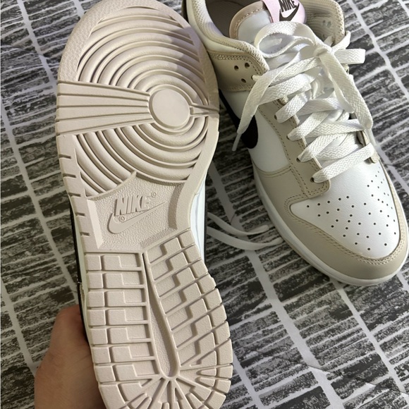 Nike dunks - Picture 2 of 4